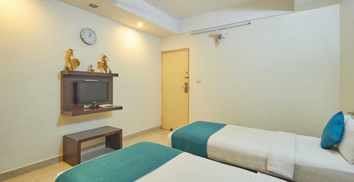 นิชี่ สวีทส์ Hotel บังกาลอร์ ภายนอก รูปภาพ