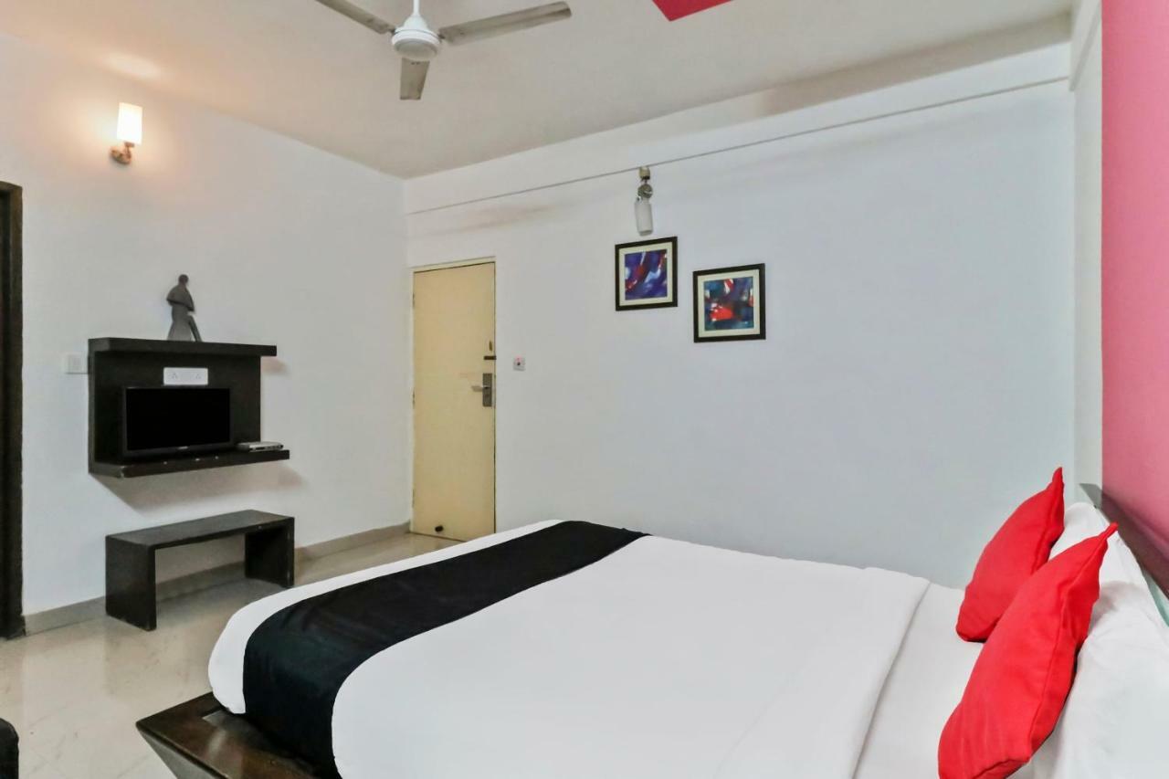 นิชี่ สวีทส์ Hotel บังกาลอร์ ภายนอก รูปภาพ