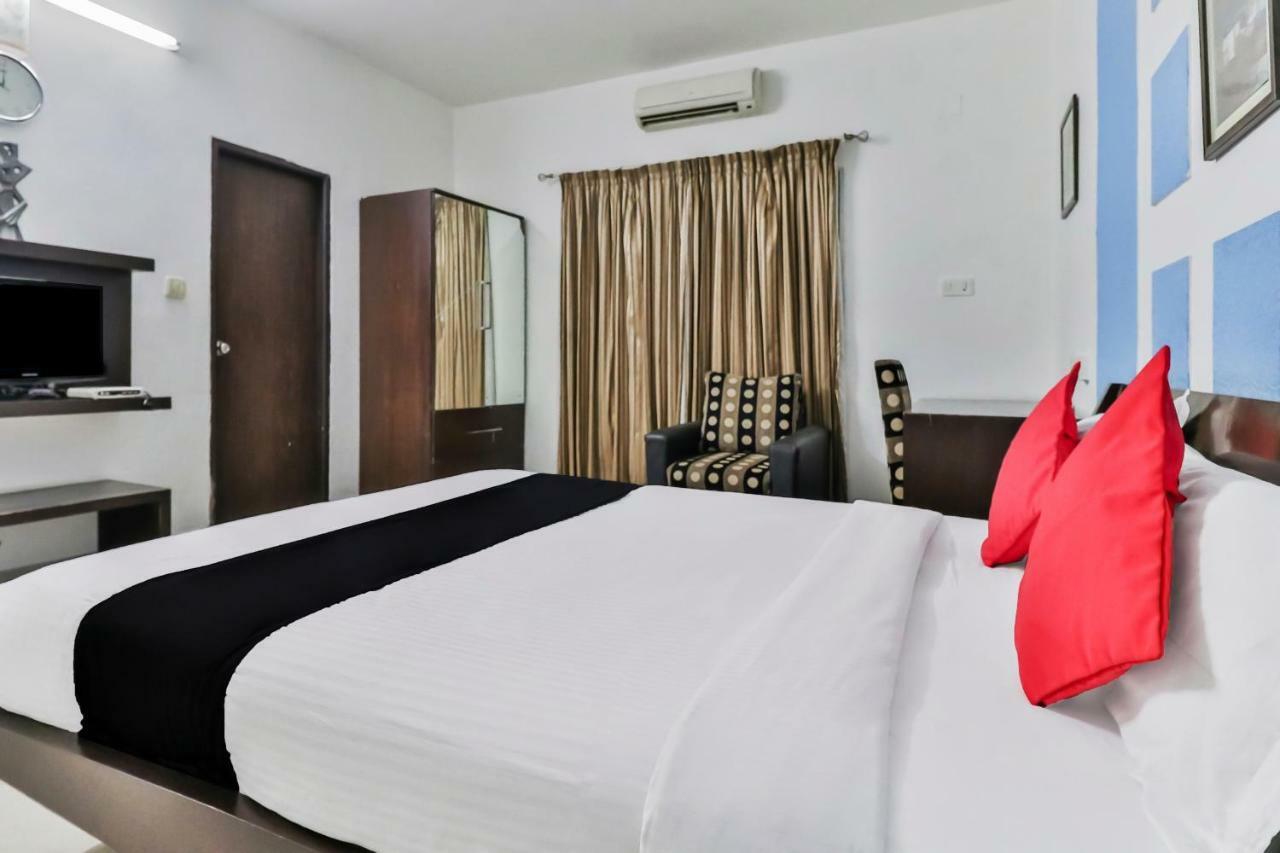 นิชี่ สวีทส์ Hotel บังกาลอร์ ภายนอก รูปภาพ